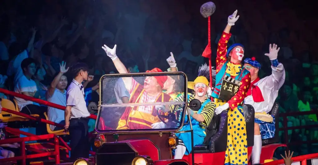 Circus Hollywood